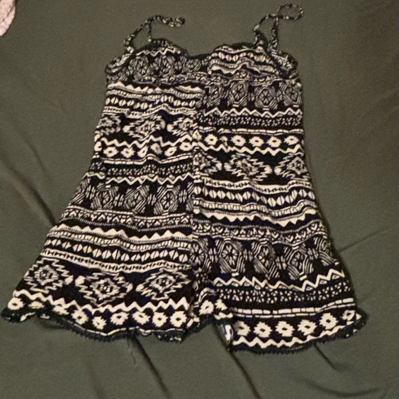 Women’s Romper - Picture 1 of 3